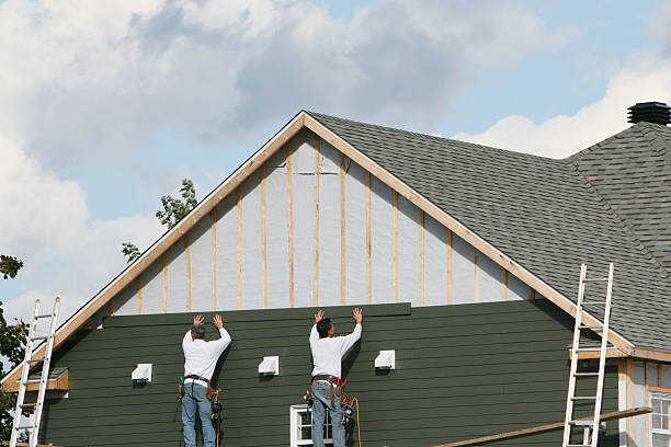 Professional Siding Repair technician working in Yorkville, OH